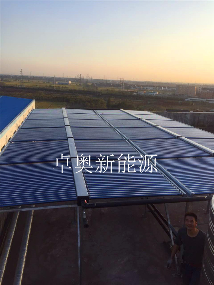 丹陽朗亭賓館太陽能加空氣能熱泵熱水工程竣工